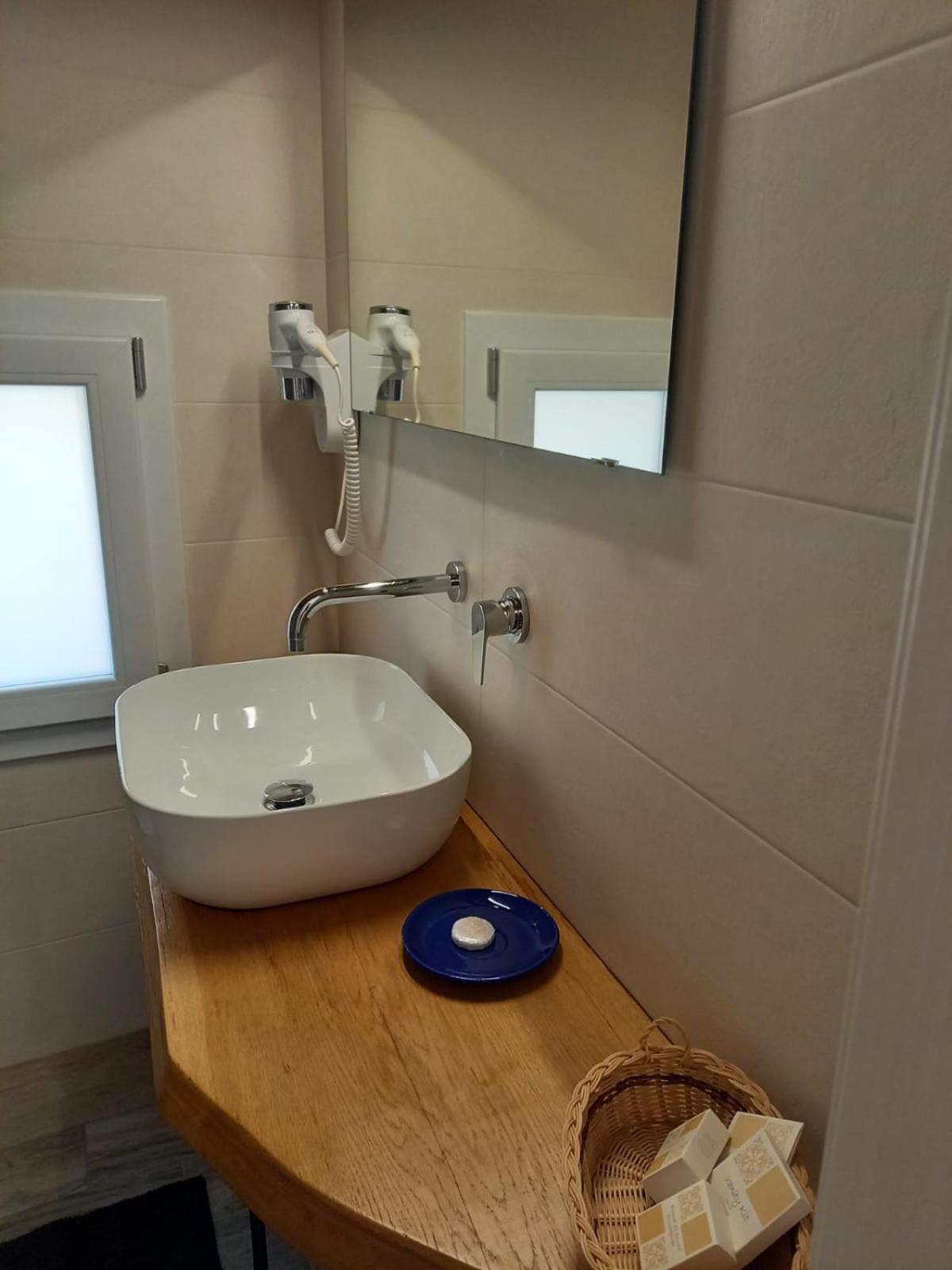 Trani La Grazia B&B Eksteriør billede